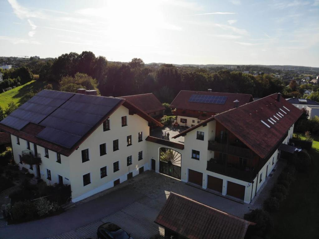 Schoenauerhof- Urlaub Im Gruenen Aber Doch In Der Stadt Passau Dış mekan fotoğraf